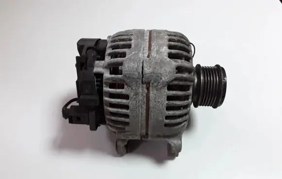 Skoda Yeti (5L) Generator/alternator 06F903023F