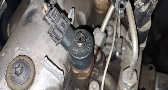 Renault Scenic I Fuel injector 0445110021 7700111014