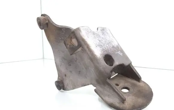 Volkswagen Golf II Engine mounting bracket 191199273C