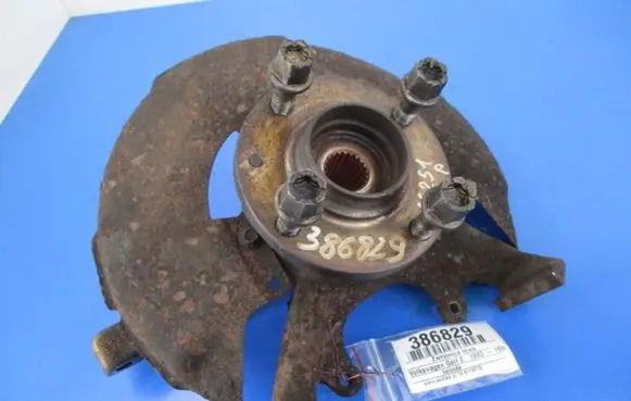 Volkswagen Golf II Front wheel hub spindle knuckle