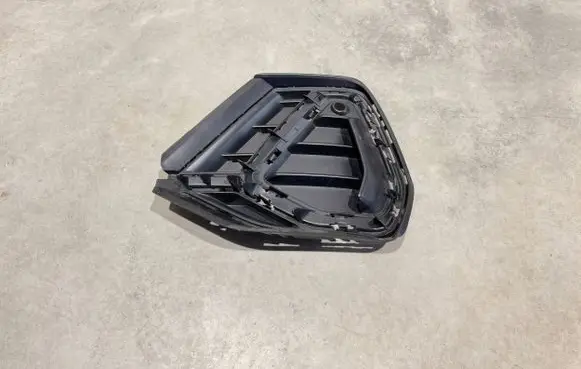 Audi Q3 F3 Front bumper lower grill 83A807681D