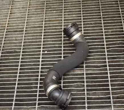BMW 1 E81 E87 Engine coolant pipe/hose 7796870