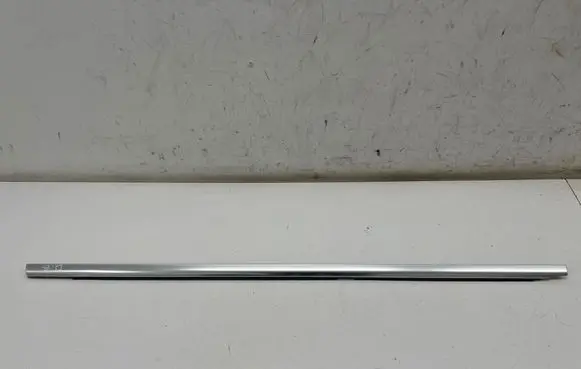 Mercedes-Benz GLE W167 Rear door glass trim molding A1677306607