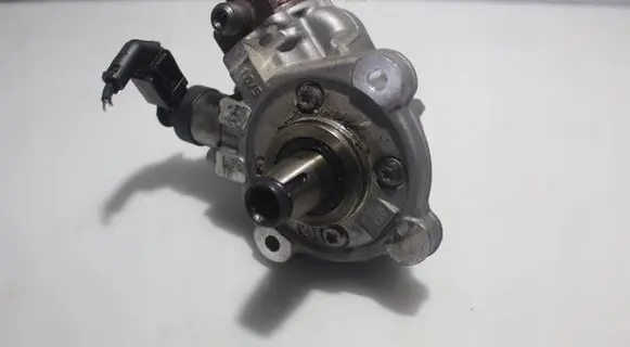 BMW 3 E90 E91 Fuel injection high pressure pump 0445010517