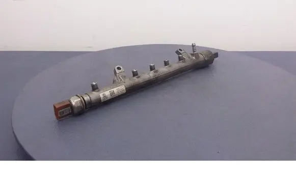 Skoda Fabia Mk2 (5J) Fuel main line pipe 03L130089B