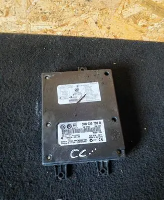 Volkswagen PASSAT CC Bluetooth control unit module 5K0035730D