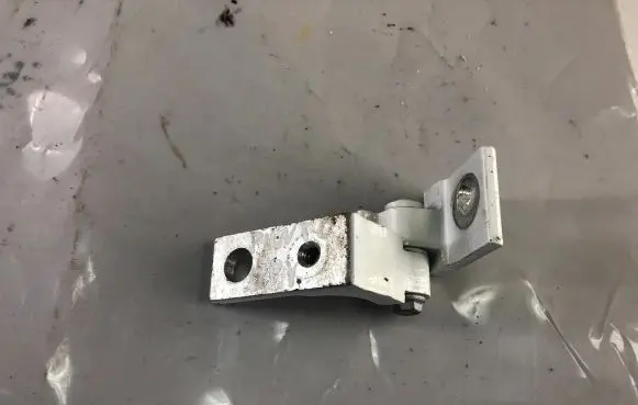 Fiat Punto Evo Front door upper hinge