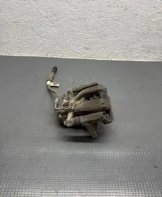 Opel Insignia B Rear brake caliper