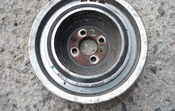 Iveco Daily 6th gen Crankshaft pulley 504076697