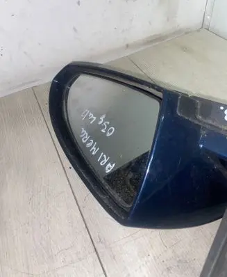 Nissan Primera Front door electric wing mirror 014180