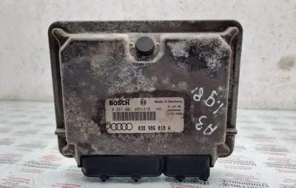 Audi A3 S3 8L Engine control unit/module 038906018A