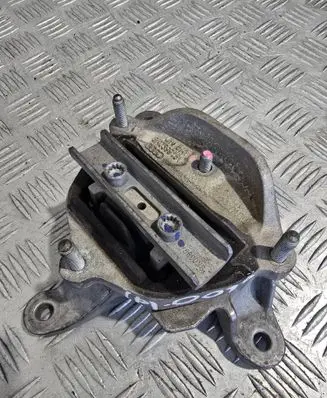 Audi A4 S4 B8 8K Gearbox mount 8K0399151