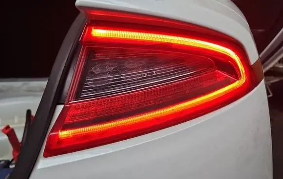 KIA Stinger Rear/tail lights 92402-J5 IMPRK1520034