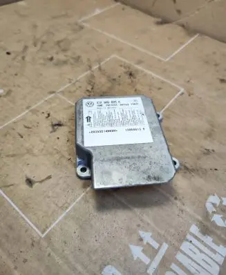 Volkswagen Polo Engine control unit/module 1C0909605K 5WK43125 13050813E