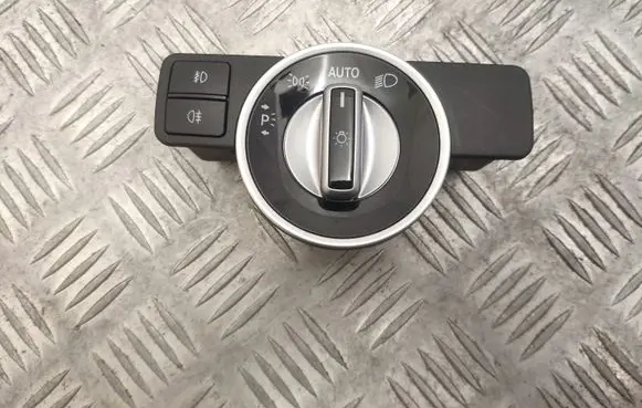 Mercedes-Benz CLA C117 X117 W117 Light switch A2129050851