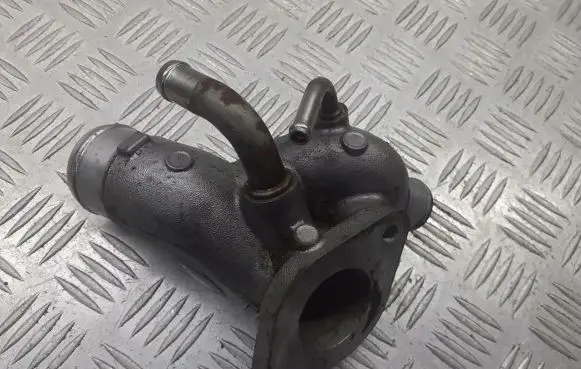 Nissan Qashqai Engine coolant pipe/hose