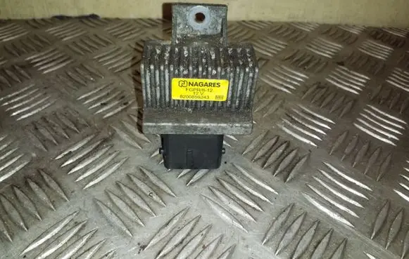 Glow plug pre-heat relay