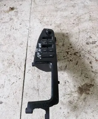 Audi A4 S4 B6 8E 8H Electric window control switch 8Z0959851B W10B6FHS4