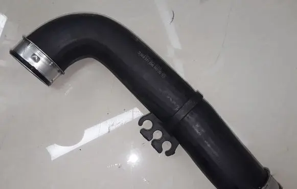 Volkswagen Golf V Intercooler hose/pipe 1K0145838C