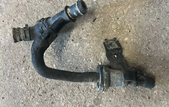 Mercedes-Benz ML W163 Engine coolant pipe/hose A005203975