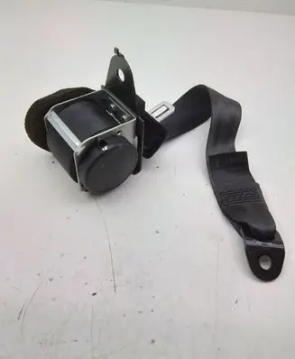 Toyota Avensis T270 Rear seatbelt 7336005180