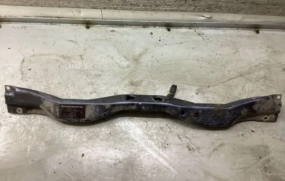 Chrysler Voyager Radiator support slam panel bracket 0139 1C8GYN2BX1U113336