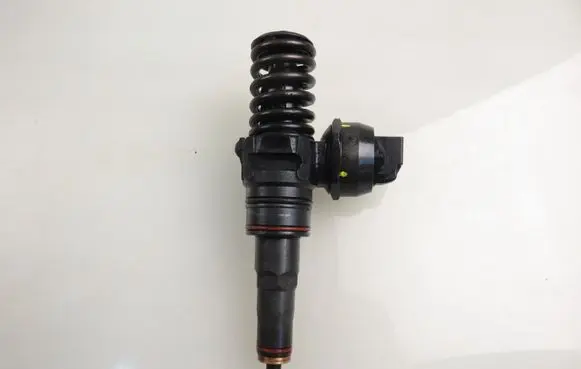 Audi A3 S3 8L Fuel injector 0414720039 038130073AL