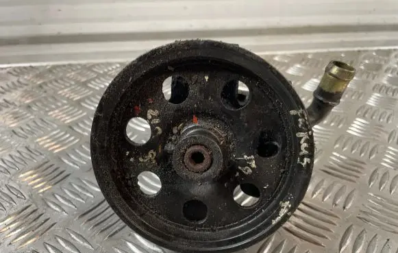 Ford Focus Power steering pump