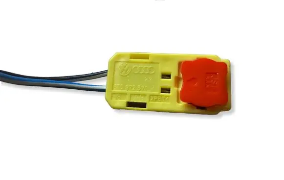 Volkswagen Golf VI Other wiring loom 8T0972571B
