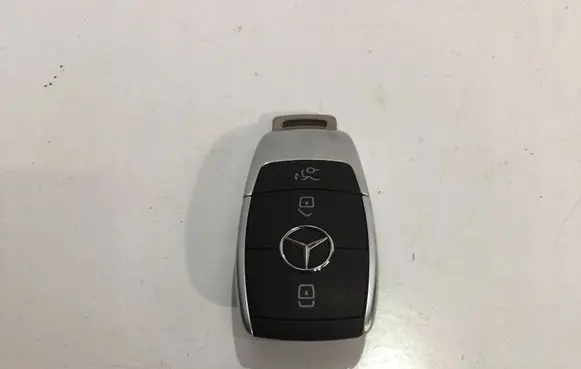 Mercedes-Benz A W177 Ignition key/card A1779055504