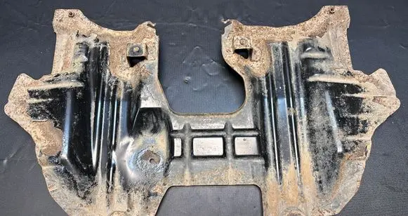Toyota Hilux (AN120, AN130) Gearbox bottom protection 51420KK010
