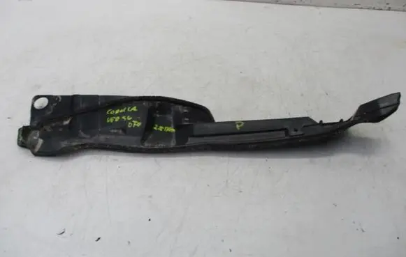 Toyota Corolla Verso AR10 Fender foam support/seal 