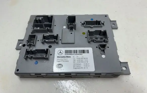 Mercedes-Benz C W205 Fuse module A2229009808