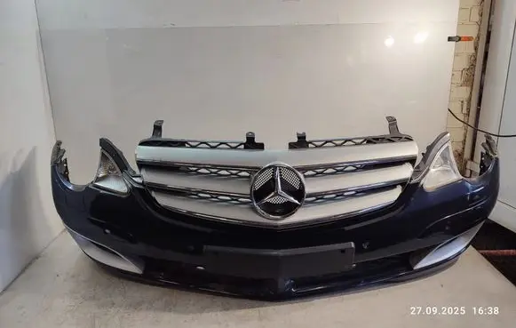 Mercedes-Benz R W251 Front bumper