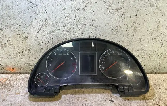 Speedometer (instrument cluster)
