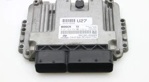 Hyundai i40 Engine control unit/module 391202A209