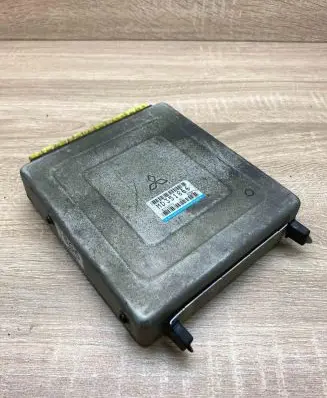 Mitsubishi Carisma Engine control unit/module ECU MD351866 E2T68374