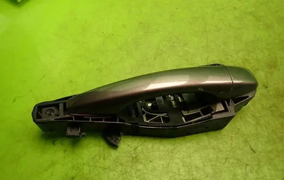 Peugeot 301 Rear door exterior handle 9807652980U