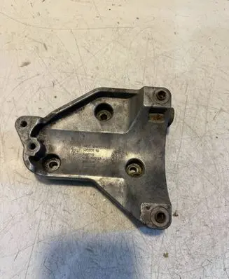 BMW X5 E70 A/C compressor mount bracket 7799863 59280110