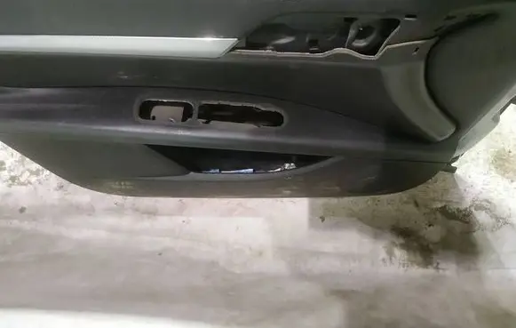 Peugeot 407 Front door card panel trim