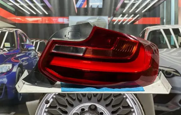 Rear/tail lights