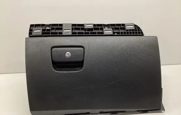 Dodge Durango III Glove box set P01531039BL