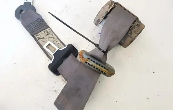 Renault Espace II Rear seatbelt 042723