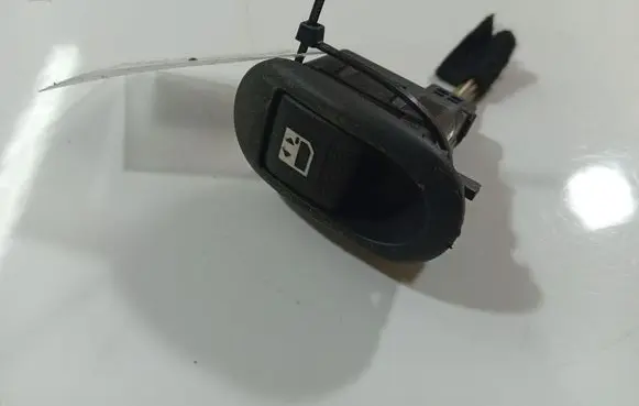 Peugeot 1007 Electric window control switch 96401469XT