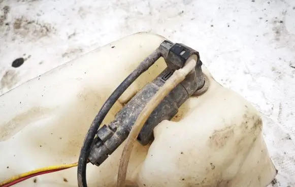 Citroen Xsara Picasso Windscreen/windshield washer pump