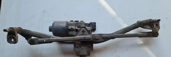 Front wiper linkage
