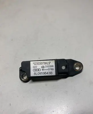 Audi A3 S3 8L Airbag deployment crash/impact sensor 8L0959643B 023030178KLS 310398