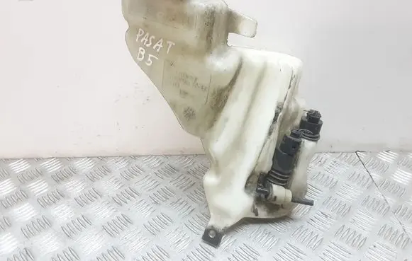 Volkswagen PASSAT B5 Windshield washer fluid reservoir/tank 3B0955453T