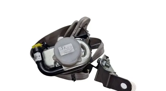Nissan Leaf I (ZE0) Front seatbelt 621656500A 619017100B