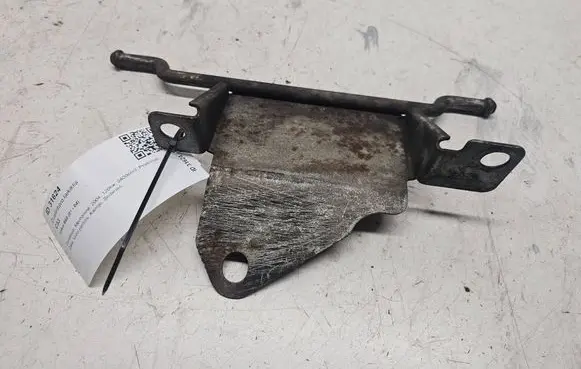 Volvo S60 Muffler mount bracket/holder 1234